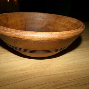 vintage treenware Salem collection wooden bow.